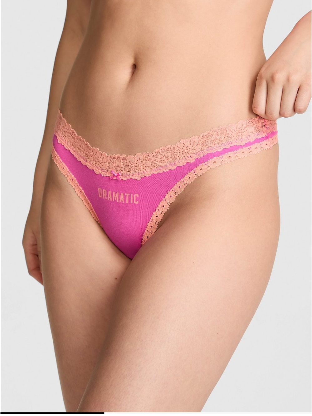 🩷VS Pink “Dramatic” cotton thong with lace trim sz M NWT